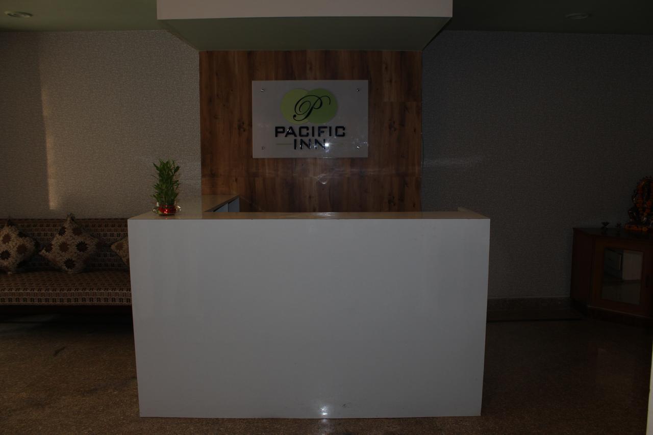 Pacific Inn Eco Central Gurgaon Zewnętrze zdjęcie